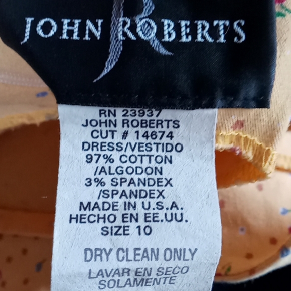 Dress - Picture 4 of 4